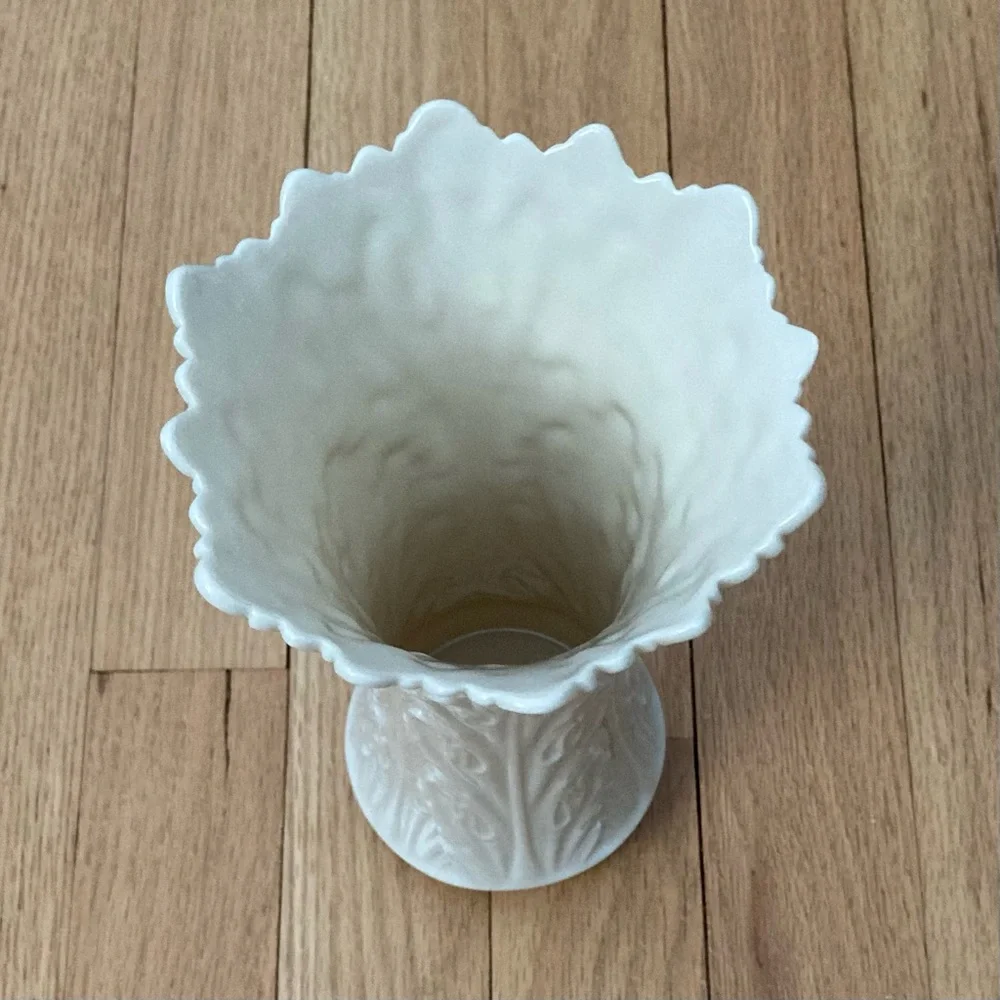 Vintage 80s Lenox Classic Off White Porcelain Woodland Leaf Pattern Vase/Pitcher